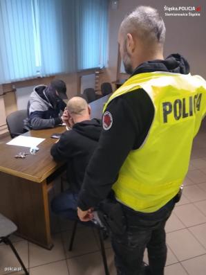 [VIDEO] Podejrzani o rozboje najbliższe 3 miesiące spędzą w areszcie
