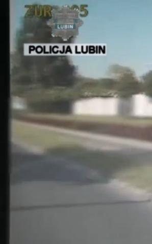 Uciekała pod wpływem alkoholu i narkotyków. Potrąciła policjanta! 