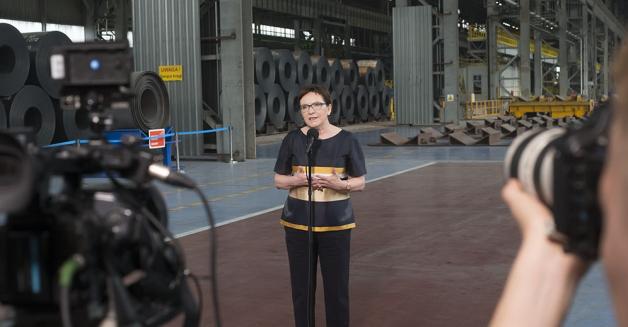 Premier Ewa Kopacz w Krakowie o wsparciu dla hutnictwa
