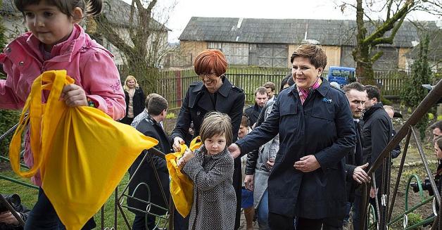 Premier Beata Szydło o programie Rodzina 500+: